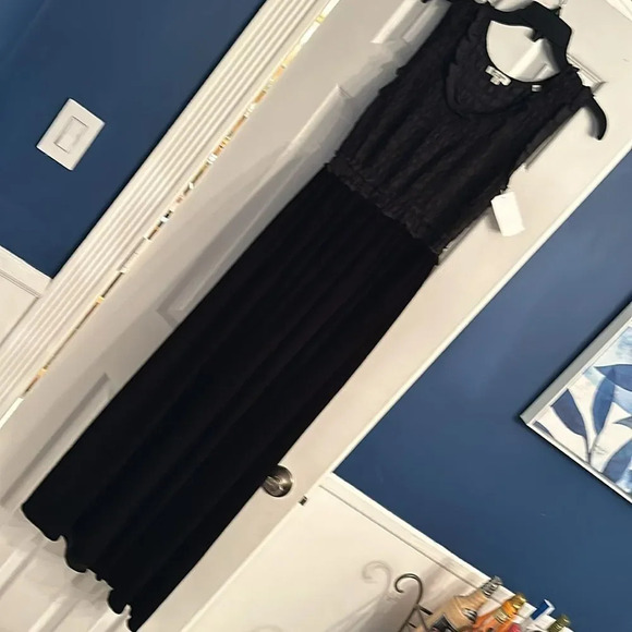 NEW Max Studio Women's Black Velvet Maxi Dress - Picture 7 of 10